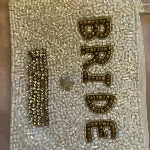 BEADED BRIDE POUCH NWT - Picture 3 of 6
